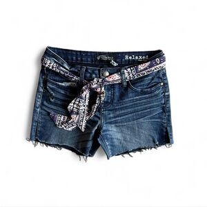 Volcom Brand Women Denim Distressed Cut Off Shorts Size 25 S Bandana Belt Skater